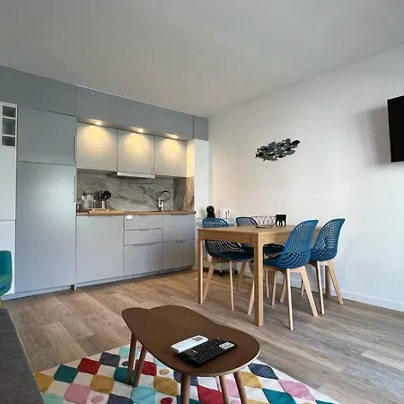 Appartement Precioso En Con Parking Cerca De Playa Roses